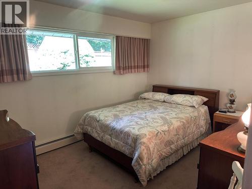 649 Johnstone Road, Nelson, BC - Indoor Photo Showing Bedroom