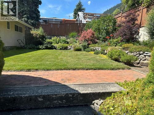 649 Johnstone Road, Nelson, BC - Outdoor