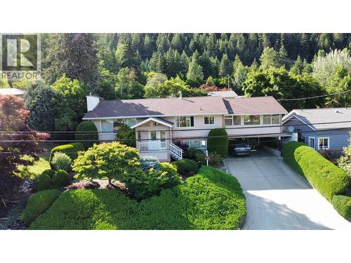 649 Johnstone Road, Nelson, BC - Outdoor With Facade