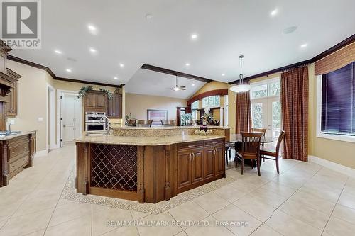 63 Grayfield Drive, Whitchurch-Stouffville, ON - Indoor Photo Showing Kitchen