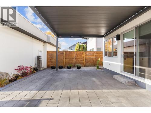 443 Christleton Avenue, Kelowna, BC - Outdoor With Deck Patio Veranda With Exterior