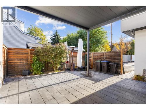 443 Christleton Avenue, Kelowna, BC - Outdoor With Deck Patio Veranda With Exterior