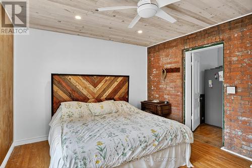 201 Romaine Street, Peterborough (Otonabee Ward 1), ON - Indoor Photo Showing Bedroom