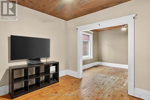 201 Romaine Street, Peterborough (Otonabee Ward 1), ON - Indoor Photo Showing Other Room