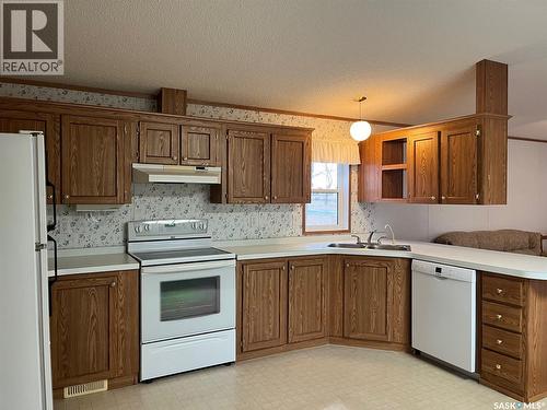 118 2 Avenue E, Lafleche, SK 