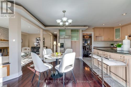 336 Wendron Crescent, Mississauga, ON - Indoor Photo Showing Dining Room