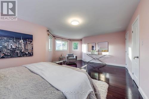 336 Wendron Crescent, Mississauga, ON - Indoor Photo Showing Bedroom