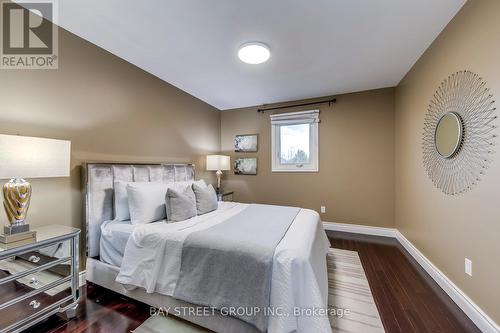 336 Wendron Crescent, Mississauga, ON - Indoor Photo Showing Bedroom