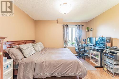 5 - 8 St Moritz Way, Markham, ON - Indoor Photo Showing Bedroom