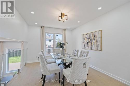 1397 Highgate Court, Oakville, ON - Indoor Photo Showing Dining Room