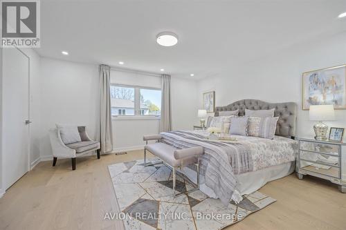 1397 Highgate Court, Oakville, ON - Indoor Photo Showing Bedroom