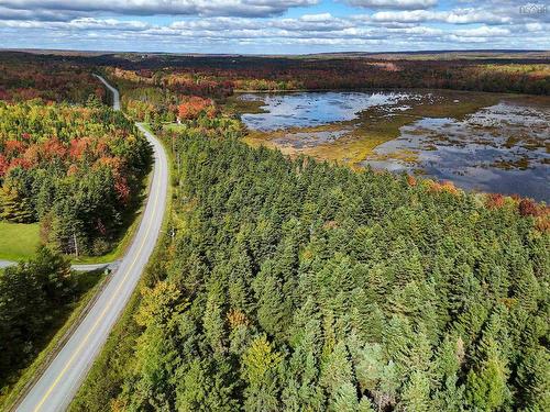 998 Lake Egmont Road, Lake Egmont, NS 