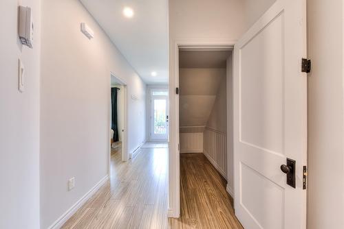 Passageway - 6245 Av. Christophe-Colomb, Montréal (Rosemont/La Petite-Patrie), QC - Indoor Photo Showing Other Room