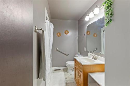 39 St Viateur Ave, Otterburne, MB 