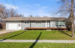 39 St Viateur AVE  Otterburne, MB R0A 1G0