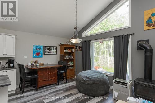 522 Hart Road, Callander, ON - Indoor