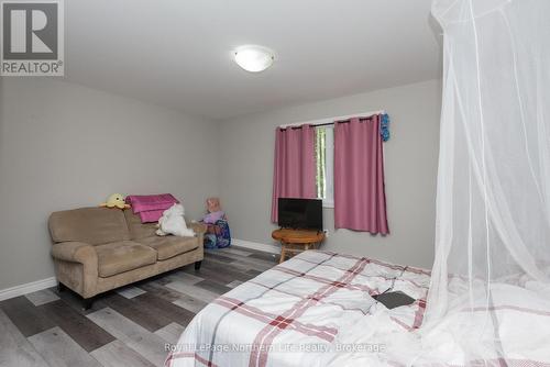 522 Hart Road, Callander, ON - Indoor Photo Showing Bedroom