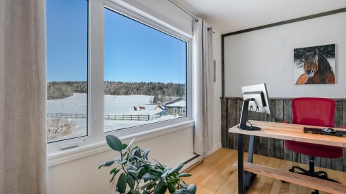 Boudoir - 73Z Route 255, Kingsey Falls, QC - Indoor