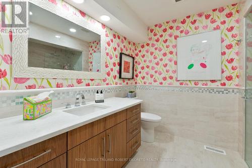 1 Doncaster Avenue, London North (North J), ON - Indoor Photo Showing Bathroom