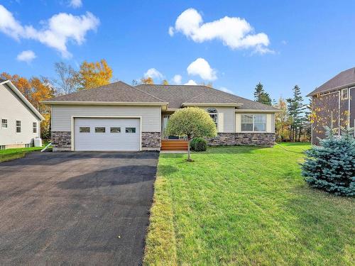 65 Southampton Drive, Stratford, PE 