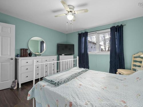 4 Kingsmere Court, Timberlea, NS 