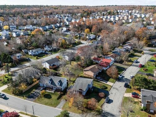 4 Kingsmere Court, Timberlea, NS 