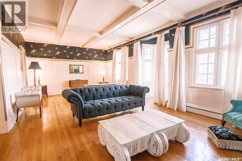 3118 Albert Street, Regina, SK - Indoor