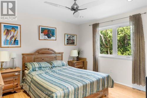 9 Briar Street, Kawartha Lakes (Fenelon), ON - Indoor Photo Showing Bedroom