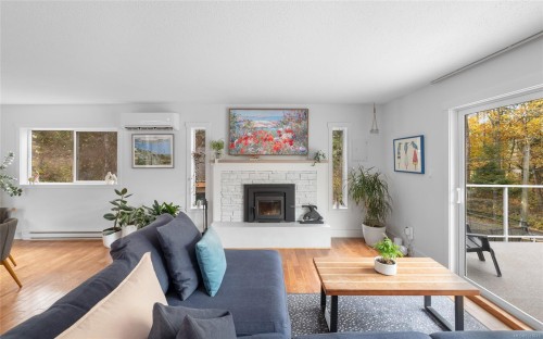 1156 Maple Bay Rd, Duncan, BC 