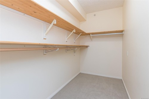 105-1521 Church Ave, Saanich, BC - Indoor With Storage