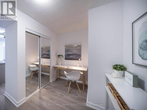 918 - 132 Berkeley Street, Toronto, ON - Indoor Photo Showing Other Room