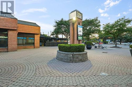 415 Country Club Crescent, Mississauga, ON - Outdoor