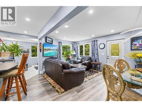 1130 Erickson Street, Creston, BC - Indoor