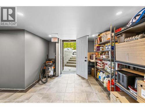 1130 Erickson Street, Creston, BC - Indoor