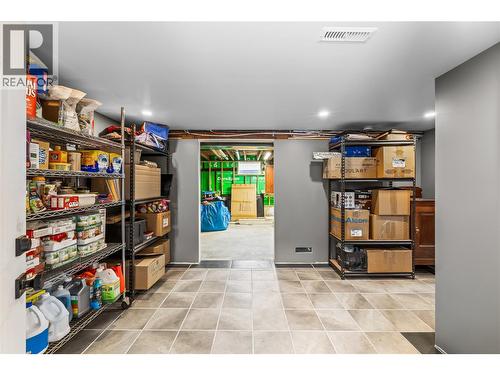 1130 Erickson Street, Creston, BC - Indoor Photo Showing Other Room