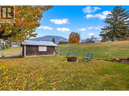 1130 Erickson Street, Creston, BC - Outdoor