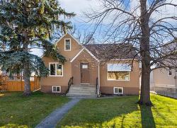 124 The Glen Avenue  Winnipeg, MB R2M 0B4