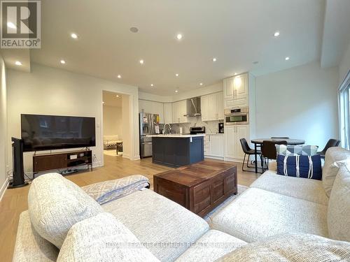 Upper - 1263 Sim Place, Milton, ON - Indoor Photo Showing Living Room