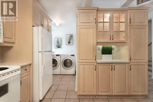 21 - 1010 Cristina Court, Mississauga, ON - Indoor Photo Showing Laundry Room