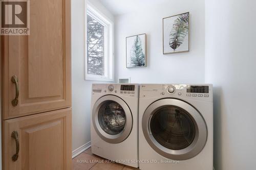 21 - 1010 Cristina Court, Mississauga, ON - Indoor Photo Showing Laundry Room