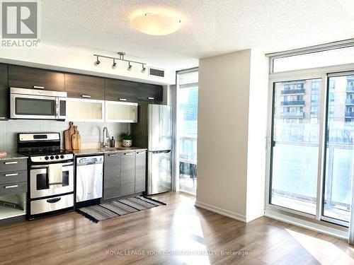 1038 - 68 Abell Street, Toronto, ON - Indoor Photo Showing Kitchen With Stainless Steel Kitchen