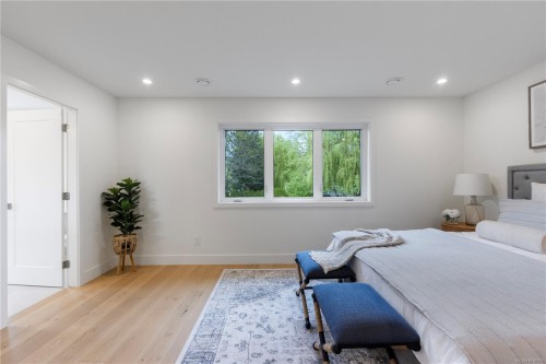 220 Kamloops Ave, Saanich, BC 