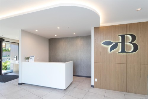 203-1201 Fort St, Victoria, BC - Indoor Photo Showing Other Room