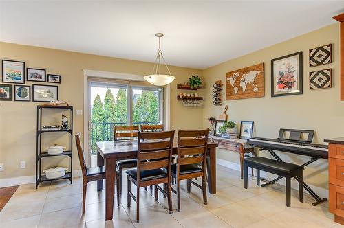 3270 Redecopp Court, Lake Country, BC - Indoor Photo Showing Dining Room
