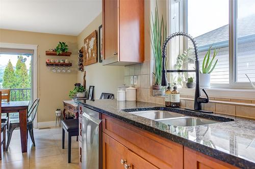 3270 Redecopp Court, Lake Country, BC - Indoor Photo Showing Kitchen With Double Sink