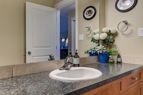 3270 Redecopp Court, Lake Country, BC - Indoor Photo Showing Bathroom
