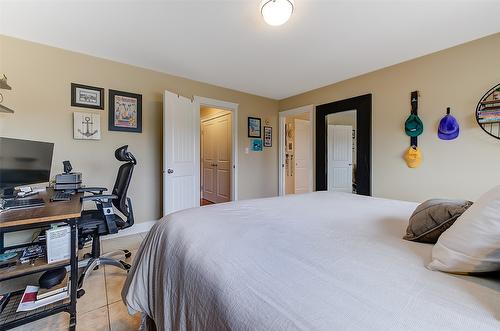 3270 Redecopp Court, Lake Country, BC - Indoor Photo Showing Bedroom