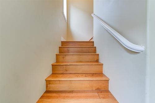 3270 Redecopp Court, Lake Country, BC - Indoor Photo Showing Other Room