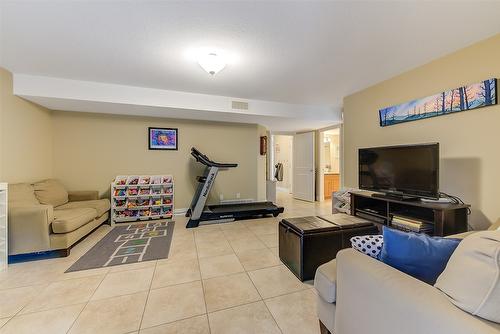 3270 Redecopp Court, Lake Country, BC - Indoor