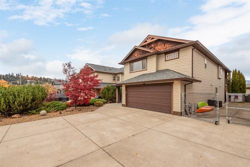 3270 Redecopp Court, Lake Country, BC - Outdoor